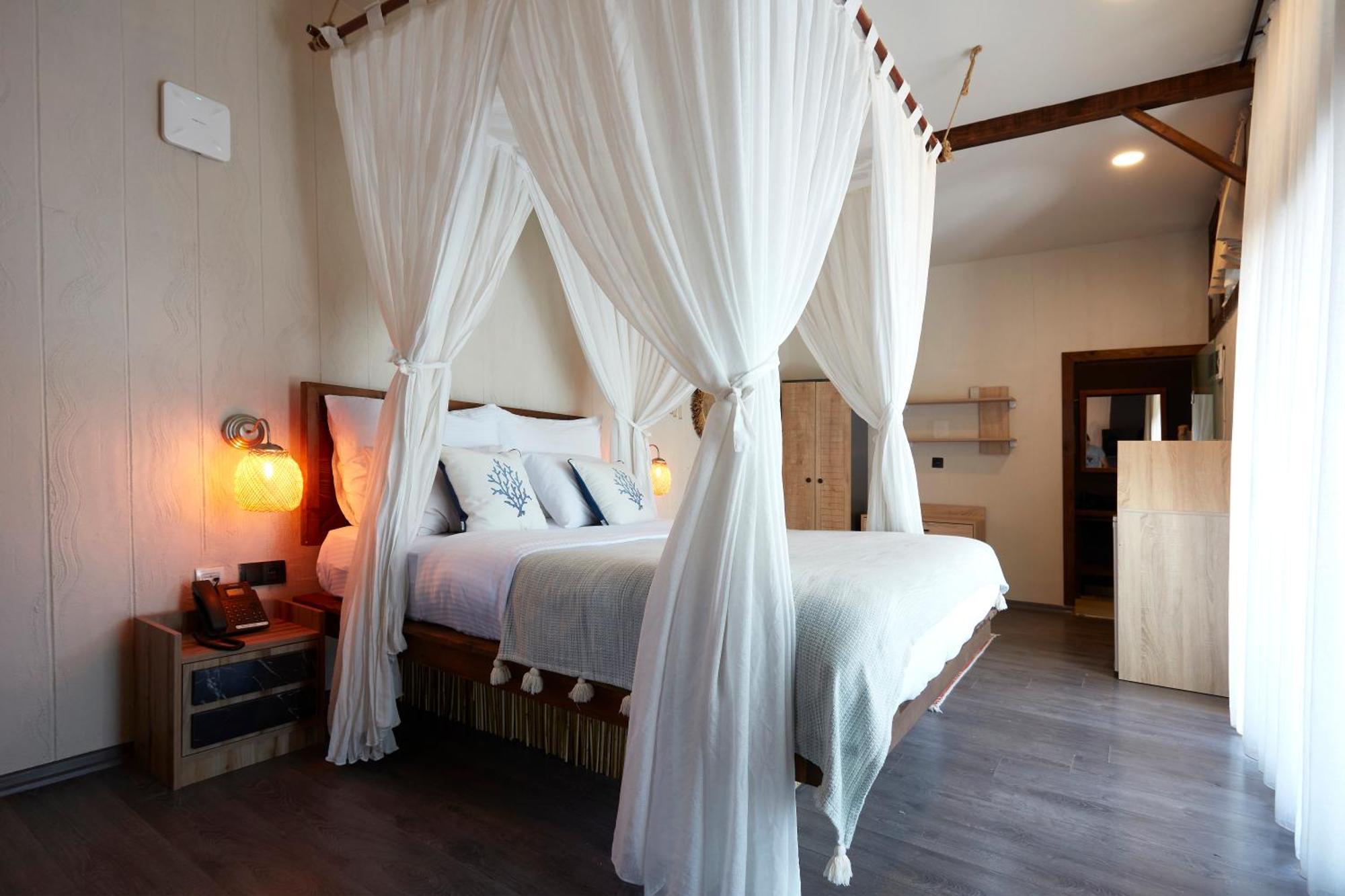 Lov Faralya Adults Only Hotel ภายนอก รูปภาพ
